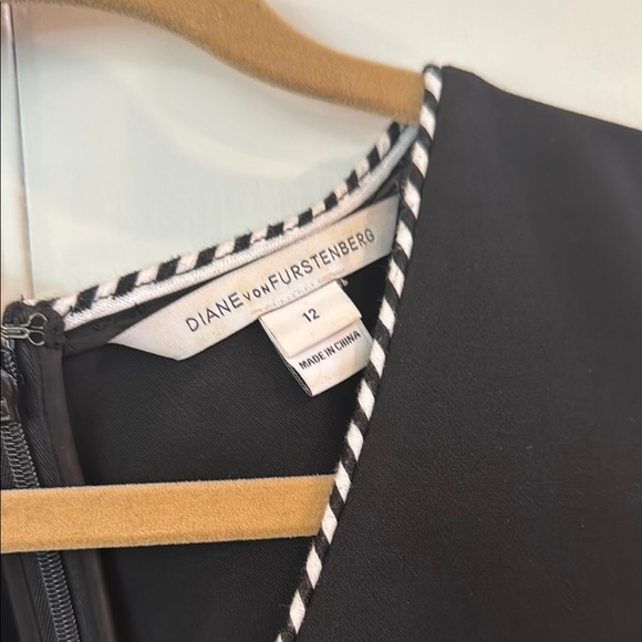 Diane Von Furstenberg Black Sheath Mini Dress - Picture 4 of 6